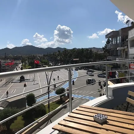 Апартаменты Modern And Vibrant Apartment 7 Min To Marmaris Public Beach Мармарис